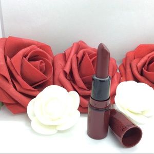 MAC Matte DIVA Lipstick